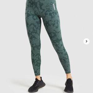 Gymshark adapt camo seamless